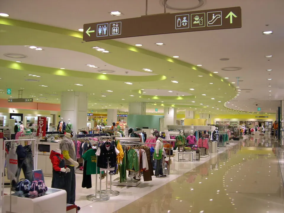 SHINSEGAE DEPARTMENT MAIN NEW STORE: 8F SPORTS.CHILDREN