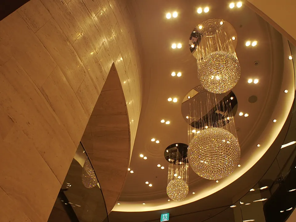 SHINSEGAE DEPARTMENT MAIN STORE: 5F VOID
