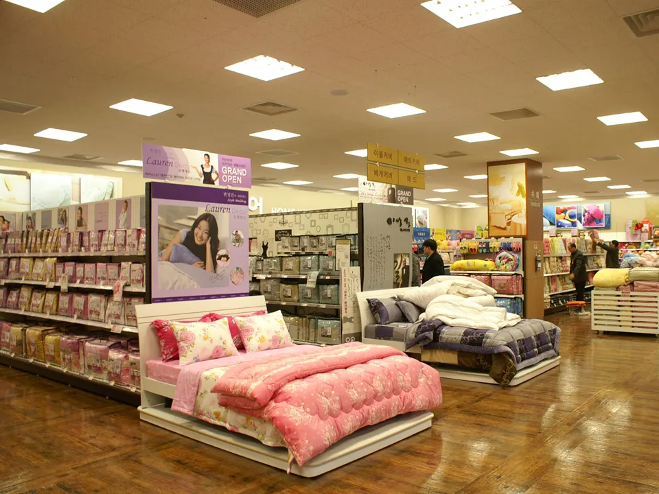E-MART DONGTAN STORE: HOME FURNISHING