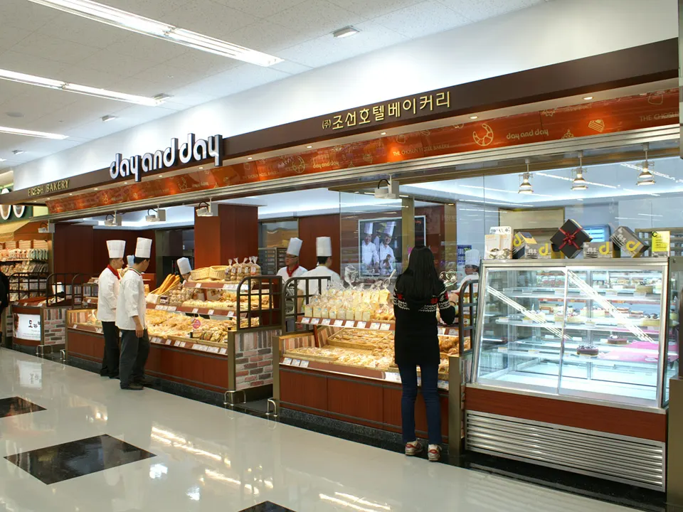 E-MART JECHEON STORE: 1F BAKERY