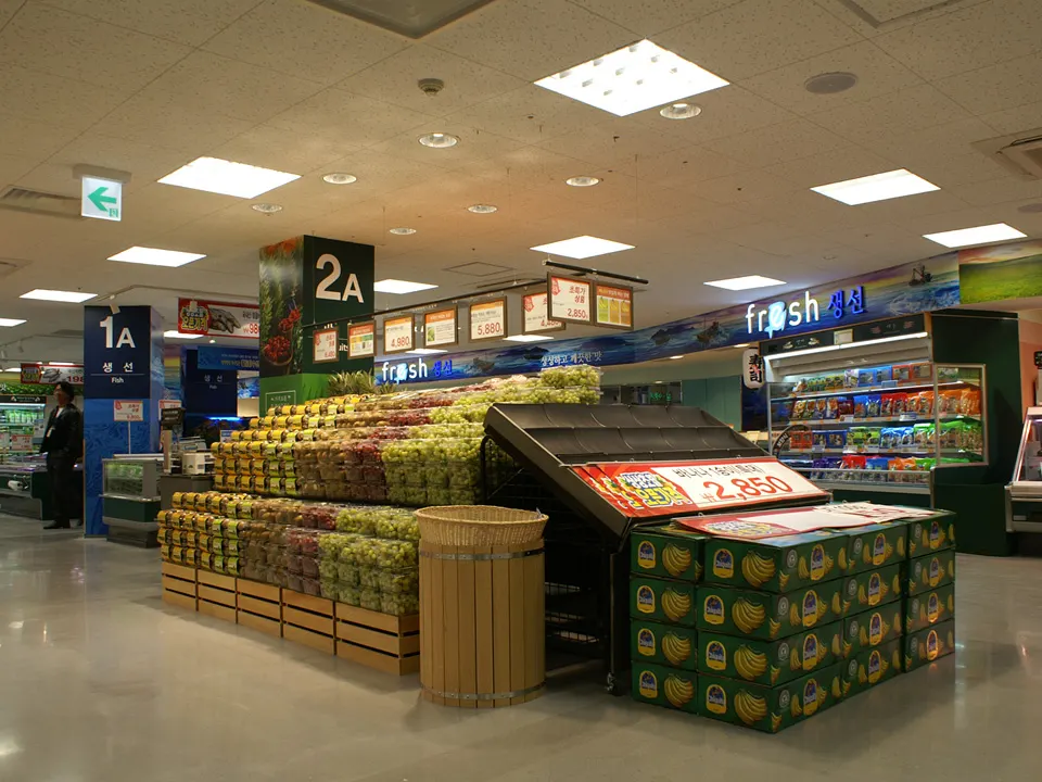 E-MART XI SUSAEK STORE: 2F FRUITS