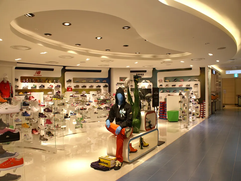 SHINSEGAE DEPARTMENT YEONGDEUNGPO STORE: 3F SHOES “B”HALL