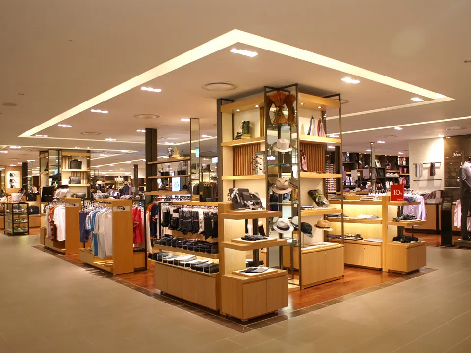 SHINSEGAE DEPARTMENT YEONGDEUNGPO STORE: 4F MEN’S “A”HALL