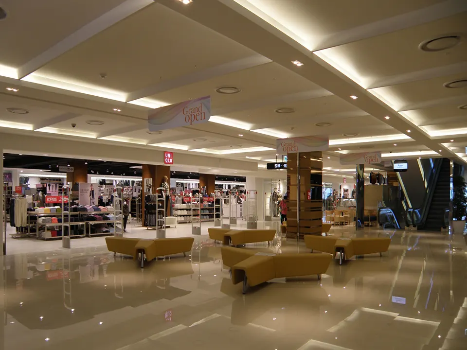 HYUNDAI DEPARTMENT KINTEX STORE: 8F RESTAURANT PUBLIC AREA