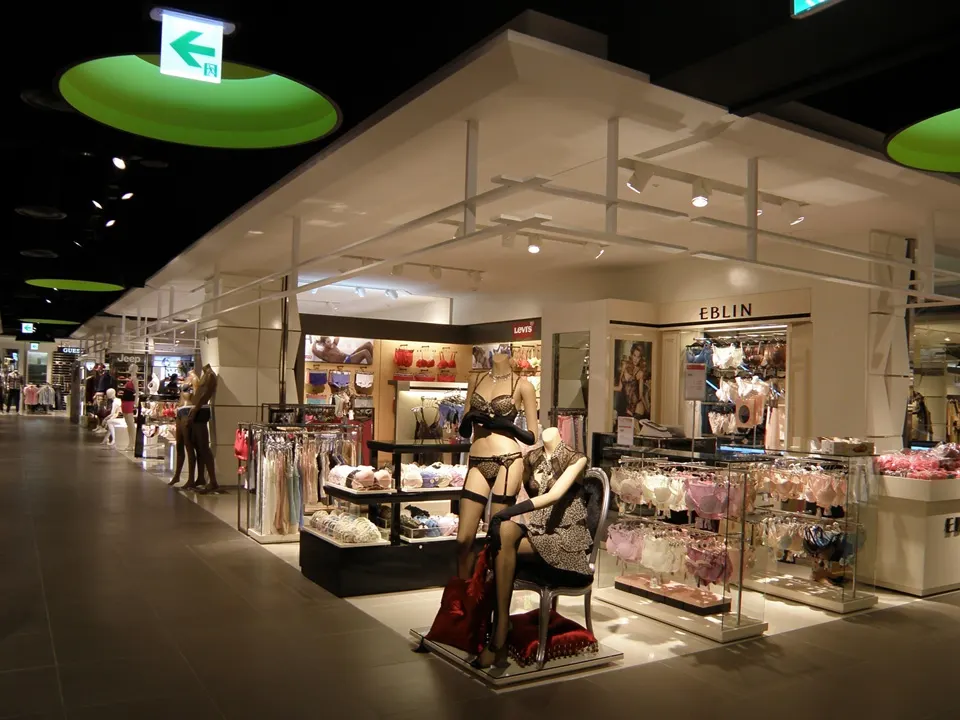 HYUNDAI DEPARTMENT KINTEX STORE: 4F LINGERIE