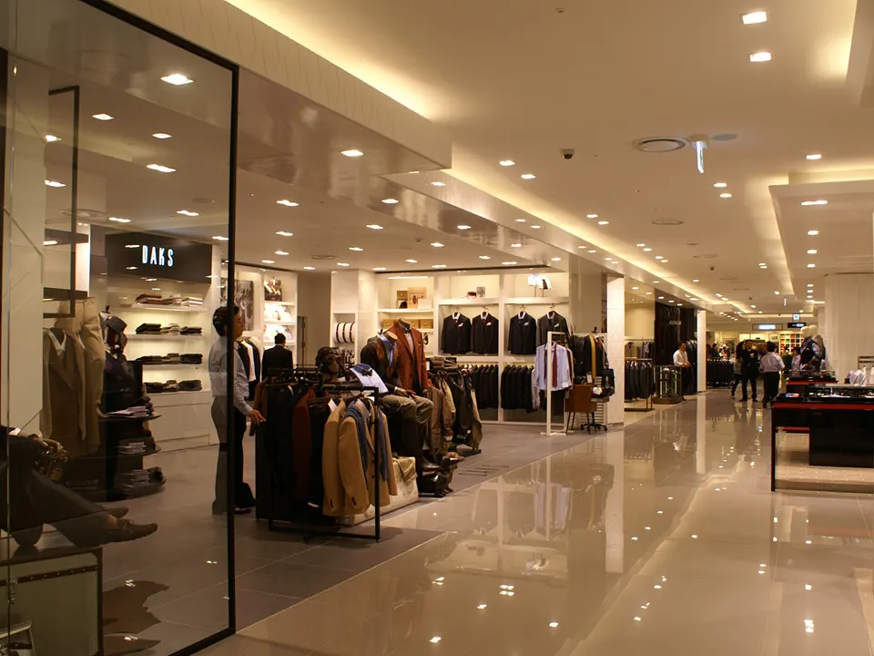 HYUNDAI DEPARTMENT KINTEX STORE: 6F MEN’S
