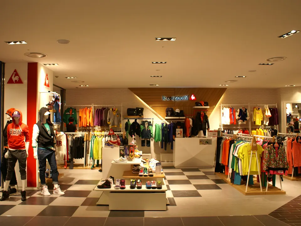 SHINSEGAE STYLE MARKET SEONGNAM STORE: 1F CASUAL