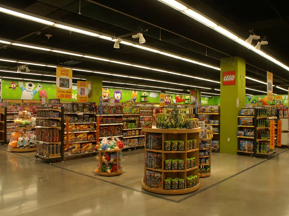 E-MART EAST GUMI STORE: 완구