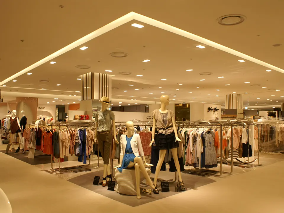 LOTTE DEPARTMENT ANSAN STORE: 2F LADIES’ WEAR