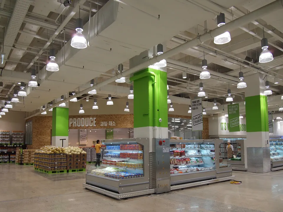 E-MART TRADERS BUSAN SEOMYEON STORE: FOOD MARKET