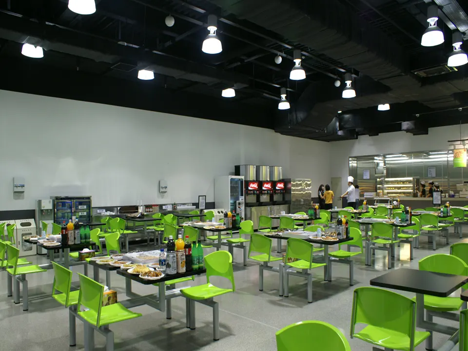 E-MART TRADERS DAEJEON WOLPYEONG STORE: T-CAFE