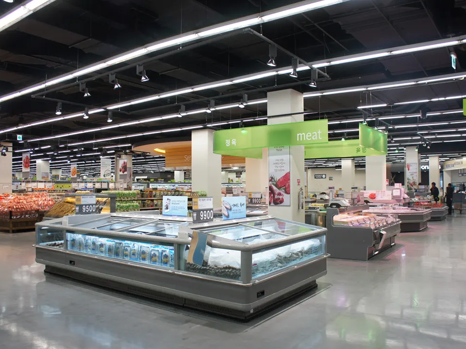 E-MART CHEONAN WEST STORE: SUPER MARKET