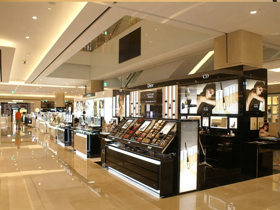 HYUNDAI DEPARTMENT CHUNGCHEONG STORE: 1F COSMETICS