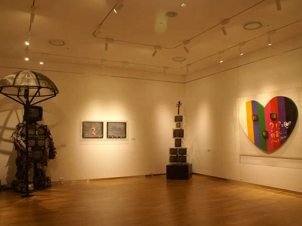 HYUNDAI DEPARTMENT CHUNGCHEONG STORE: 7F GALLERY
