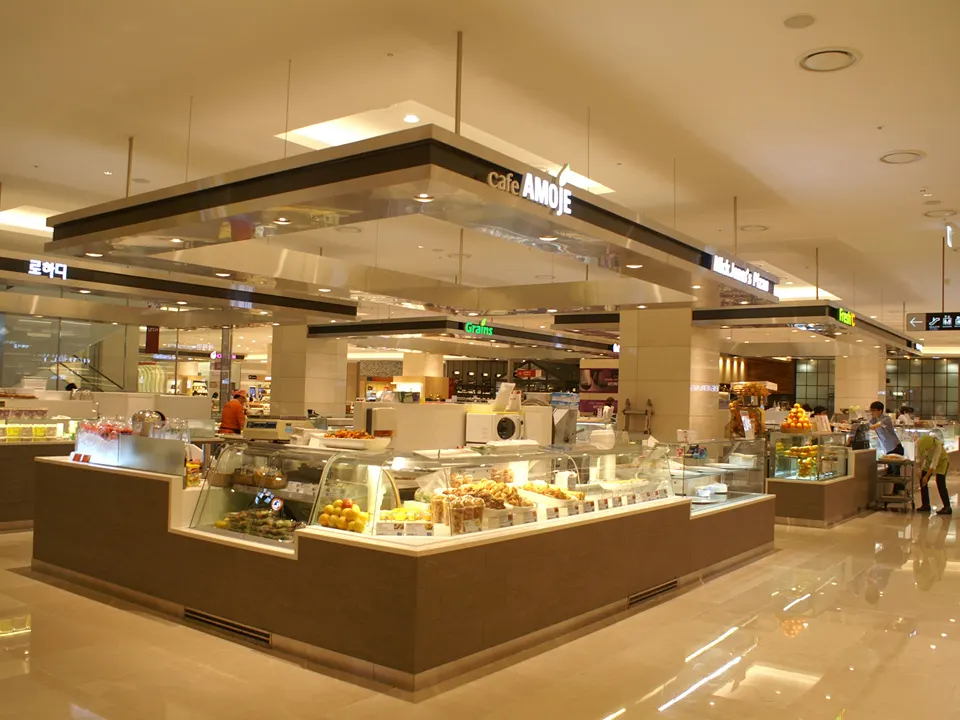 HYUNDAI DEPARTMENT CHUNGCHEONG STORE: B1F FOOD DELI