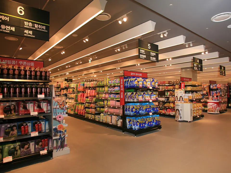 SHINSEGAE DEPARTMENT UIJEONGBU STORE: 2F FOOD MARKET
