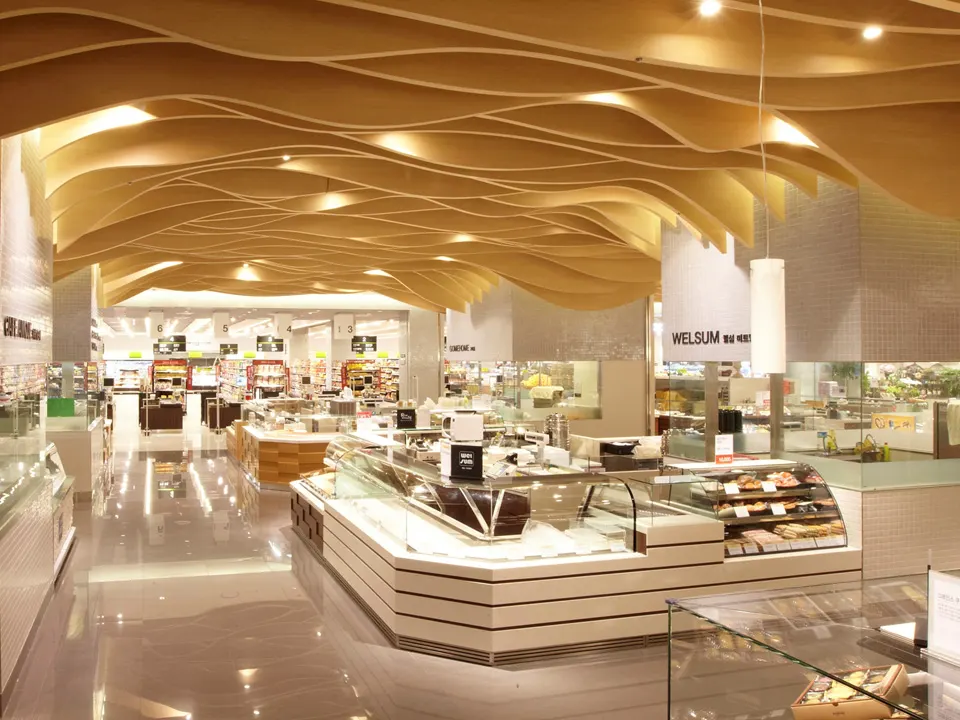 SHINSEGAE DEPARTMENT UIJEONGBU STORE: 2F FOODMARKET