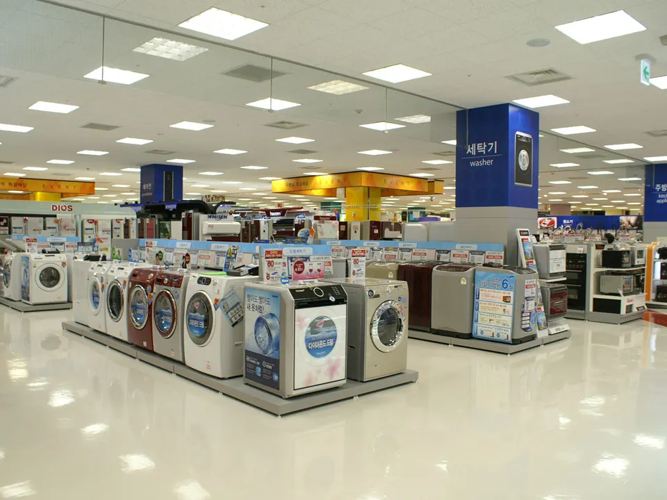 E-MART HANAM STORE: 1F DIGITAL WORLD