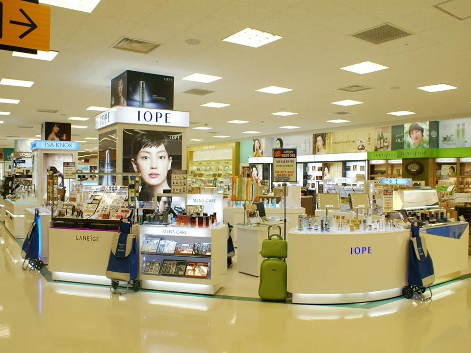 E-MART HANAM STORE: 2F BEAUTY