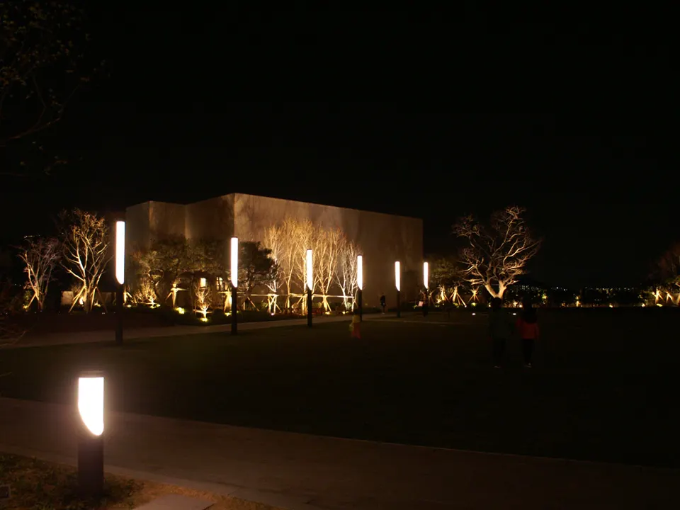 SHINSEGAE DEPARTMENT CENTUM CITY STORE(EXTERIOR): 9F SKY PARK