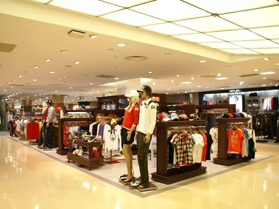 SHINSEGAE DEPARTMENT GANGNAM STORE: 5F EASY CASUAL