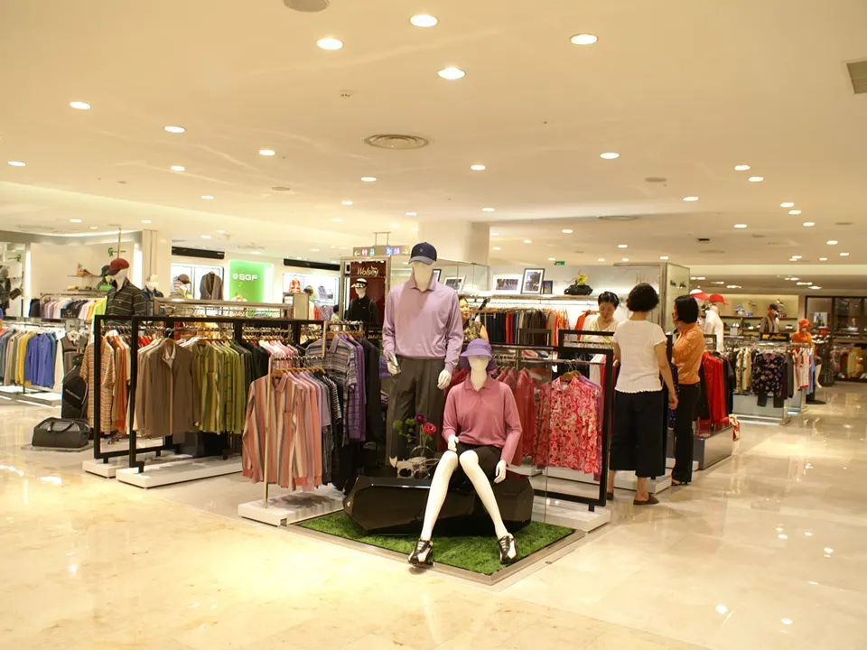 SHINSEGAE DEPARTMENT GANGNAM STORE: 8F SPORTS