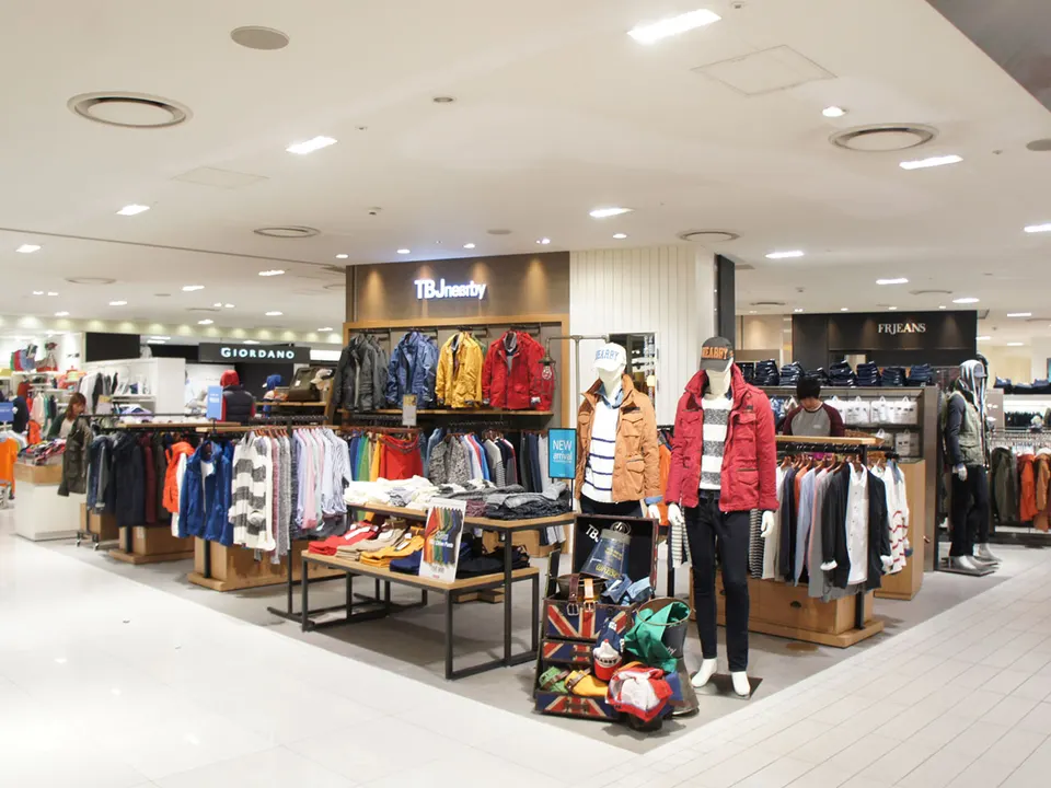 SHINSEGAE DEPARTMENT GYEONGGI STORE: 4F Young Casual