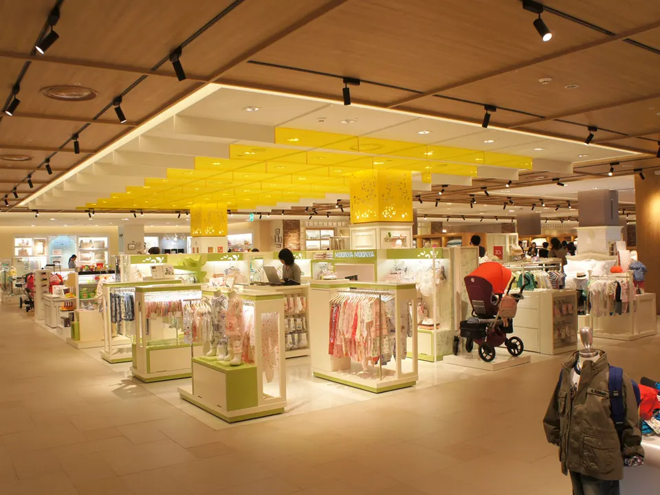 SHINSEGAE DEPARTMENT MASAN STORE: 7F Kitchen,Bedding,Electronic,Table Ware, Kid's