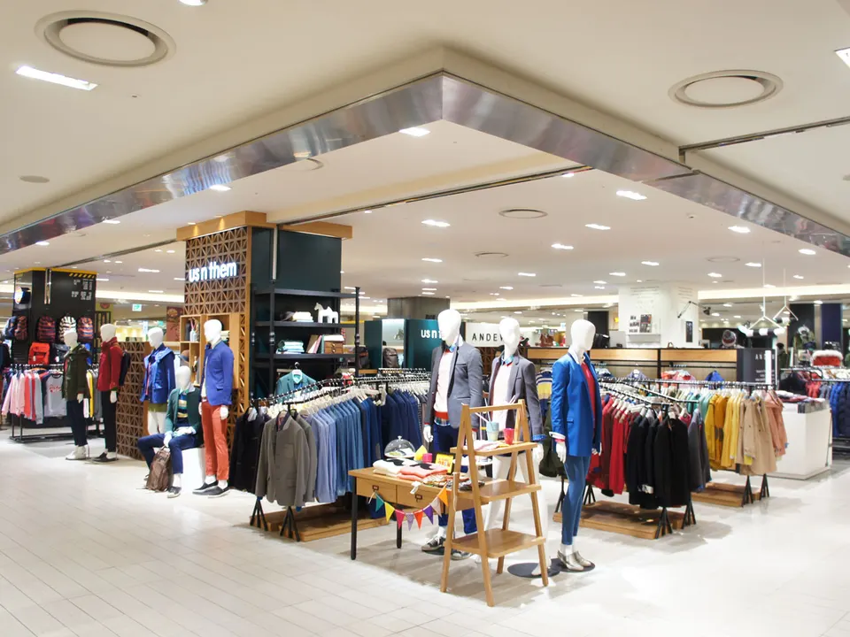 SHINSEGAE DEPARTMENT GYEONGGI STORE: 4F Young Casual