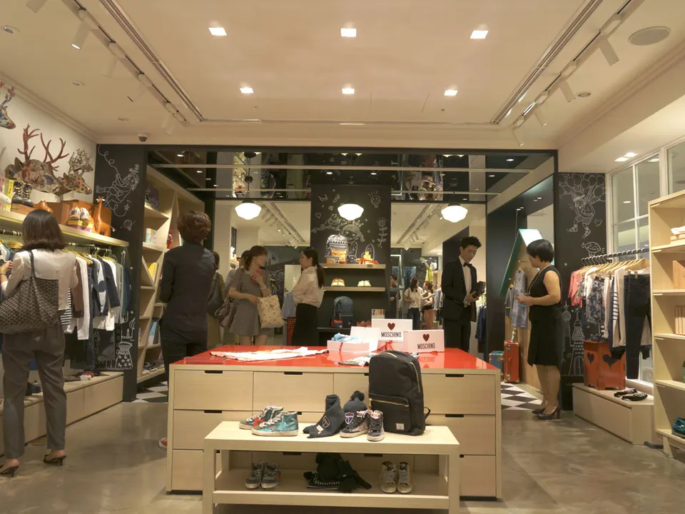SHINSEGAE DEPARTMENT CENTUM CITY STORE: 6F Boon Junior