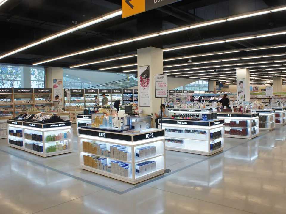 E-MART BYULNAE STORE: BEAUTY
