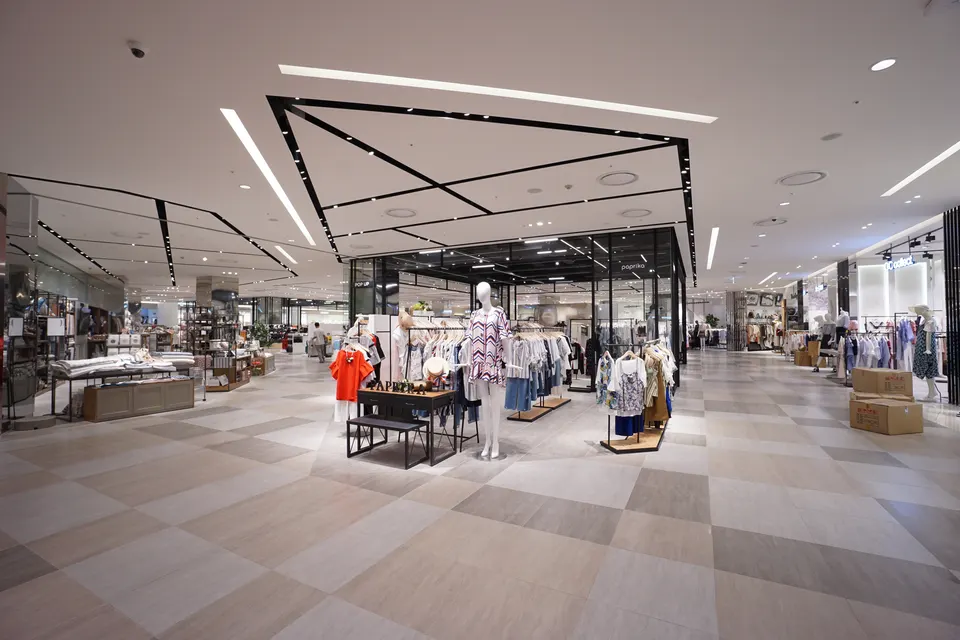 SHINSEGAE DEPARTMENT GIMHAE STORE 사진 4