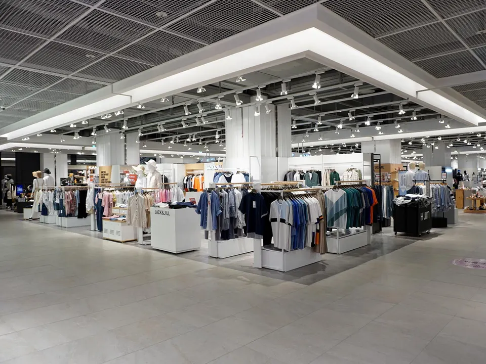 HYUNDAI OUTLET GARDEN5 STORE 사진 2