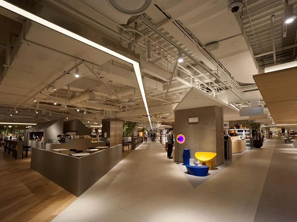 HYUNDAI DEPARTMENT APGUJEONG MAIN STORE 사진 2