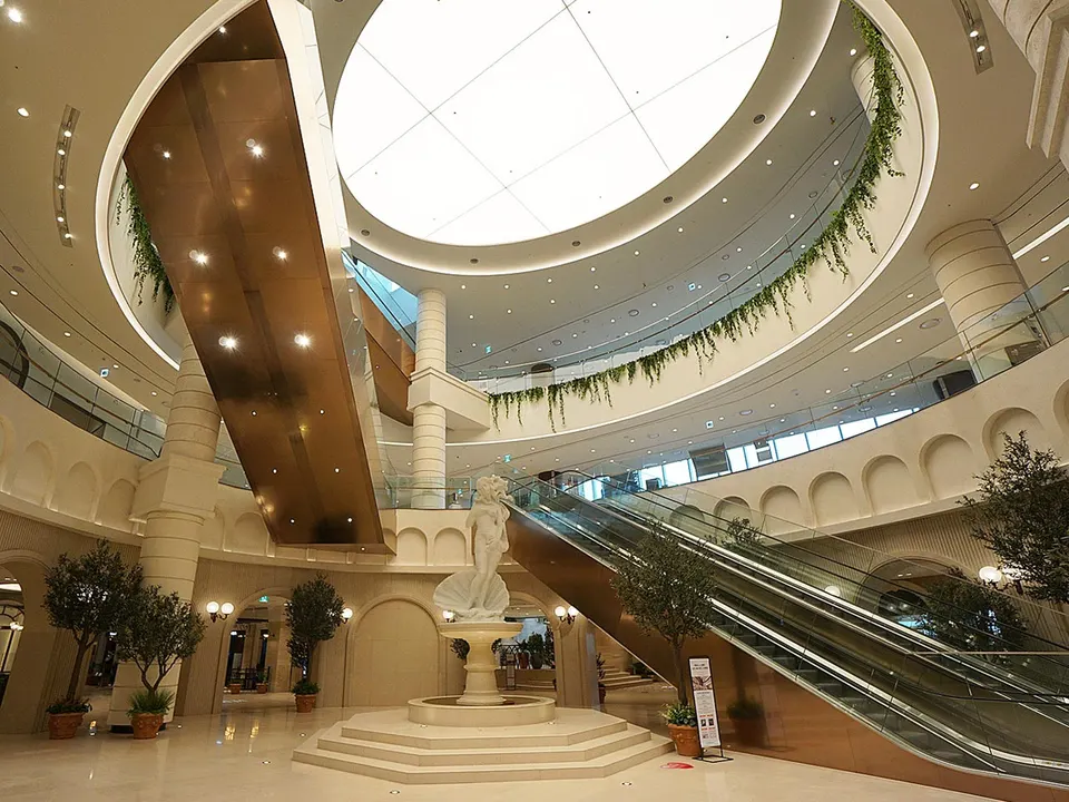 SHINSEGAE DEPARTMENT DAEJEON ART & SCIENCE STORE 사진 7