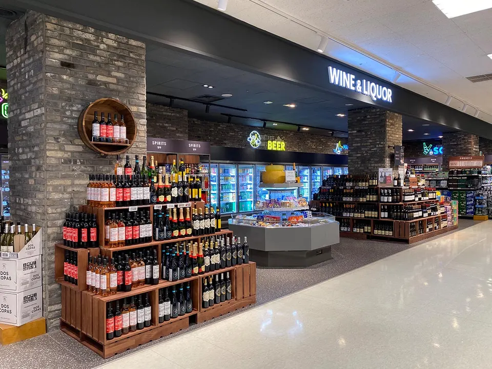E-MART YEONJE STORE 사진 3